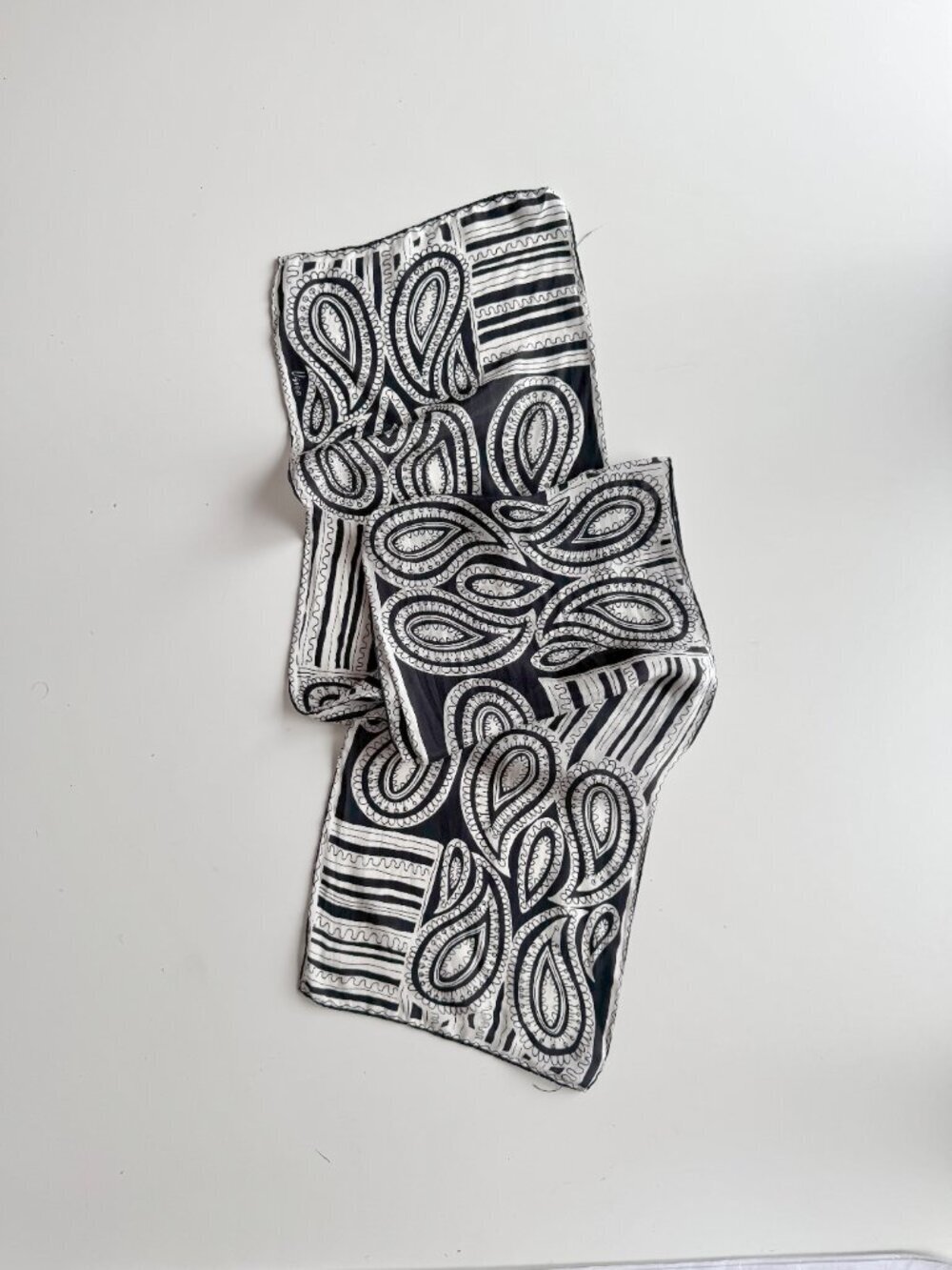 Vintage VERA Black White Paisley Silk Crepe 50" x 9.5" Rectangle Scarf